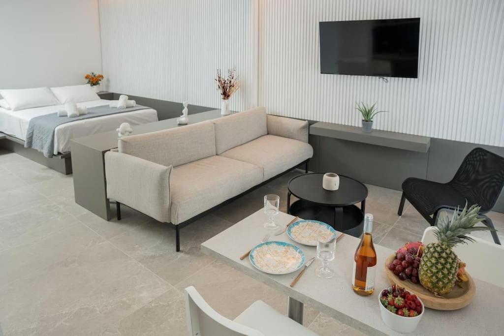 Minoas Suite The Sense Of Luxury Heraklion Exterior foto